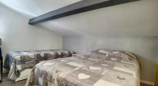 Appartement Saintes-Maries-de-la-Mer, 6 pièces, 8 personnes - FR-1-475-72