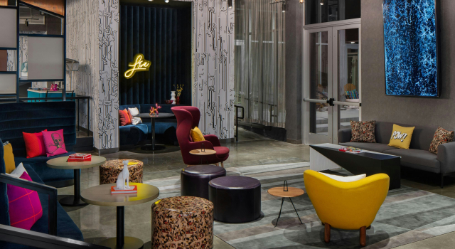 Aloft by Marriott Shenandoah Woodlands Area, Забронировать Отель Отели Те-Вудлендс с бассейном, рядом с Вудфорест Нешнел Банк Стадиум энд Нататориум, Бассейн