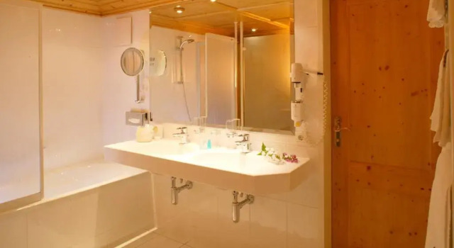 Апартаменты Comfort Burg Hotel Lech am Arlberg