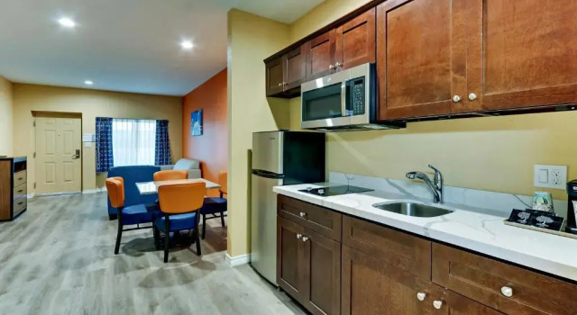 Семейный люкс Captains Quarters Inn Port Aransas TX