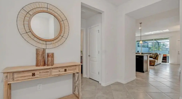 7439 Oakmoss Loop