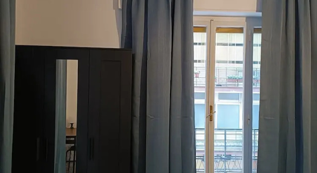 Трёхместный номер Standard с балконом B&B Napoli Fuorigrotta