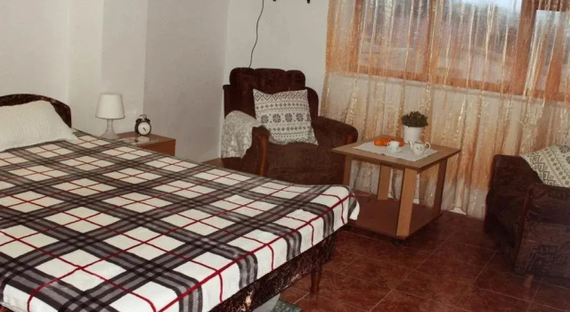 Arian Guest House