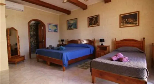 Happy & Healthy Farmhouse Gozo, Varaa Hotelli Gharb Gozo