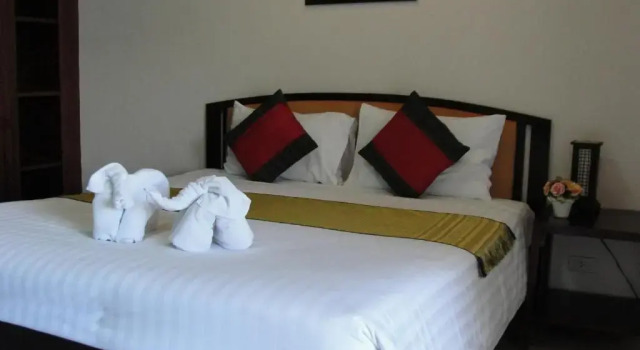 Двухместный номер Standard Narawan Hotel