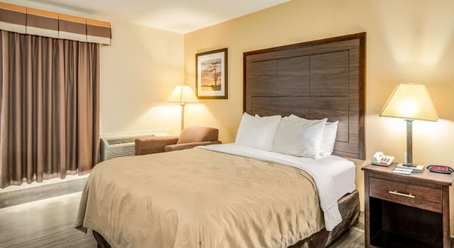 Четырёхместный номер Standard Quality Inn Ozona I-10