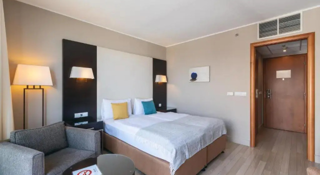 Двухместный номер Superior Lions Garden Hotel