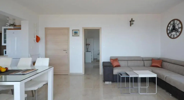 Apartment Elza