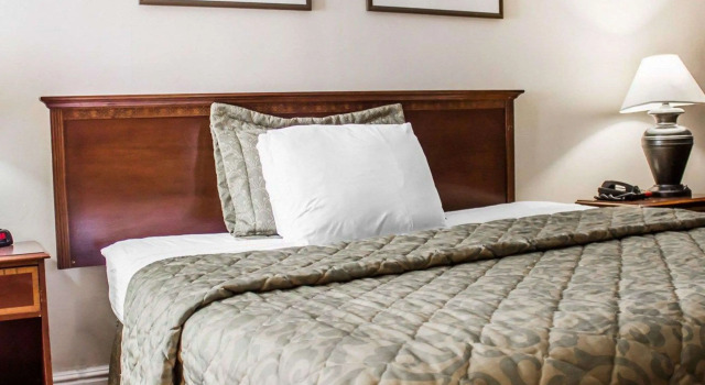 Двухместный номер Standard Rodeway Inn Huntington Station - Melville