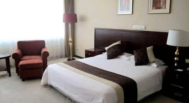 Lijing Hotel, Rezerwuj Hotel Hotele 4-gwiazdkowe w Weifang, 4*