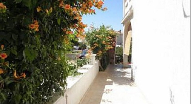 Room Antony - free grill: R1 Novalja, Island Pag