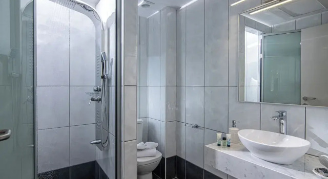 Полулюкс Filia Luxury Suites