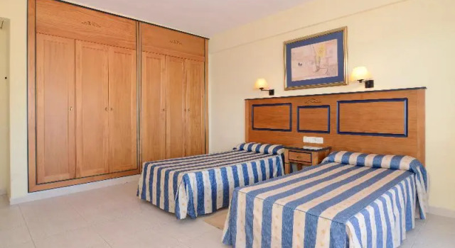 Апартаменты Hotel Apartamentos Pyr Fuengirola