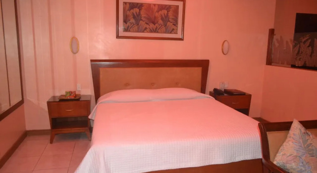 Номер Standard с балконом Pacific Breeze Hotel and Resort