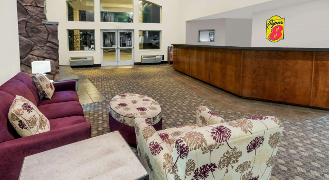 Super 8 by Wyndham Central Pt Medford, Book Hotel Medford Rogue Valley