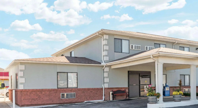 Номер Standard Super 8 by Wyndham Poplar Bluff Missouri