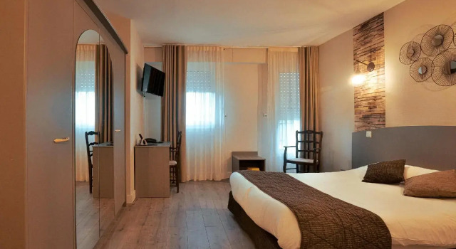 Logis Hôtel - Auberge du Pastel - Hôtel 3 étoiles et Restaurant, Buchen Sie Hostel Hostels in Nailloux, Hostel