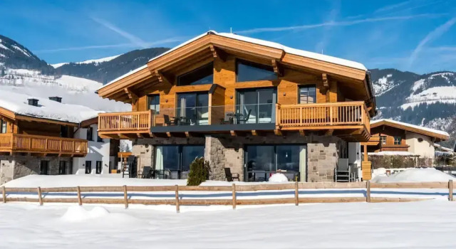 Chalet in Niedernsill Near Ski Slopes