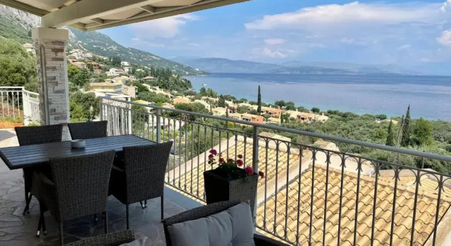 Вилла Villa Alemar House with Private pool and Spectacular sea views just 150m to the beach