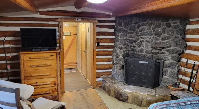 Chinook Cabins & RV Park, Rezerwuj Dom wakacyjny Hotele w South Fork z parkingiem, Parking