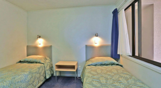 Edgewater Motor Lodge