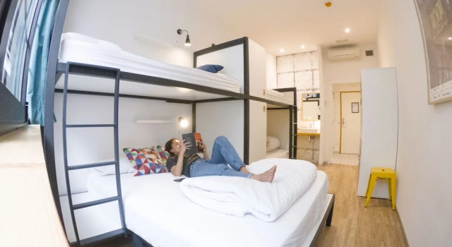 Четырёхместный семейный номер Standard Koba Hostel