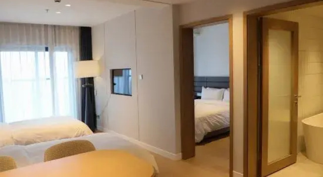 Семейный люкс AnChi Hotel