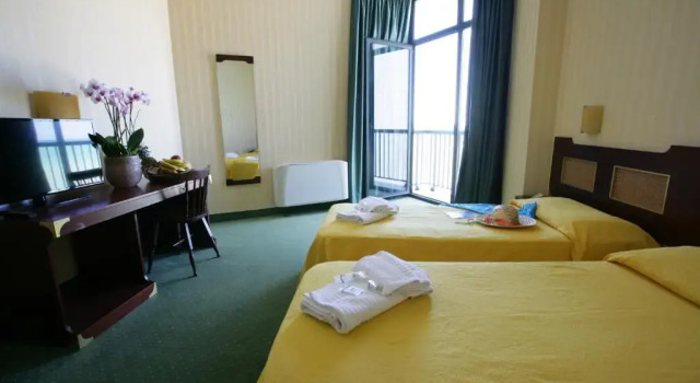 Четырёхместный номер Standard Mediterraneo Resort