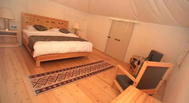 Superior- dobbelt værelse Sahara Rum Glamping