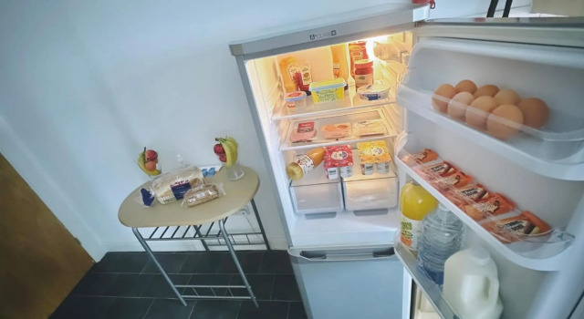 Unique view of Anfield stadium - Charming 2 bedroom apartment in Liverpool with parking, Reserva ahora Apartamento Hoteles en Merseyside con aparcamiento, Aparcamiento