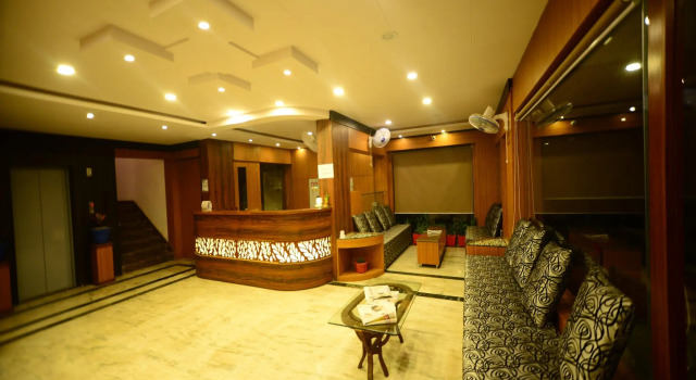 Hotel Madurai near Central Bus Stand, Udaipur, Rezerwuj Hotel Hotele w Rajasthan z parkingiem, Parking