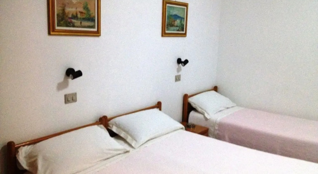 Трёхместный номер Standard Hotel Europa