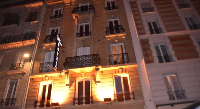 Кровать в общем номере Parc Hotel