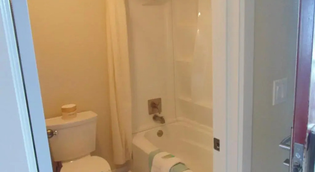 Номер Standard с видом на воду Water Front Inn