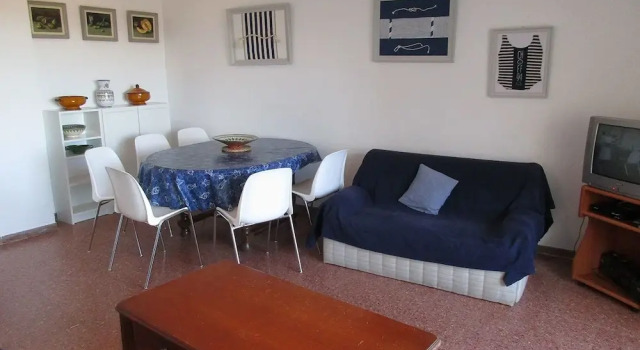 Rocamaura II 2 8 Inmoestartit, Забронировать Отель Отели Л'Эстартит с парковкой, рядом с Estarit, Парковка