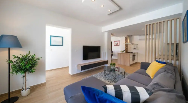 Апартаменты Premium Holiday Home Apartments Bellamare