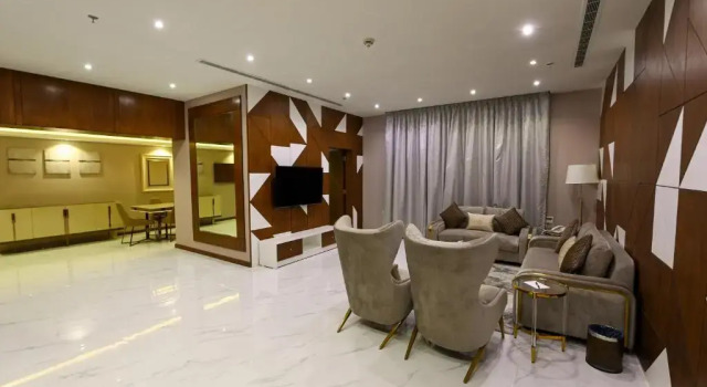 Motiara Hotel - La Valle Mall, Buchen Sie Hotel Hotels in Provinz Riad mit Pool, Schwimmbad