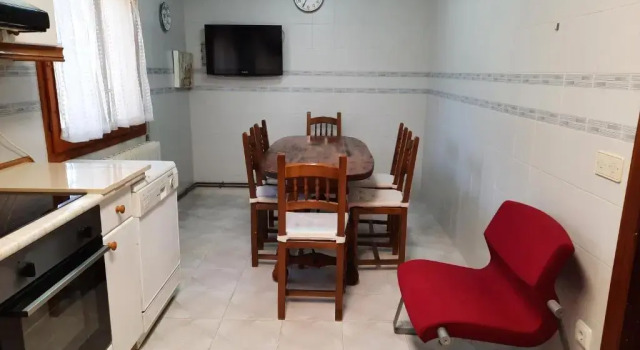 Коттедж Casa completa junto al Parque Natural de la Bardenas, con parking-barbacoa-terraza