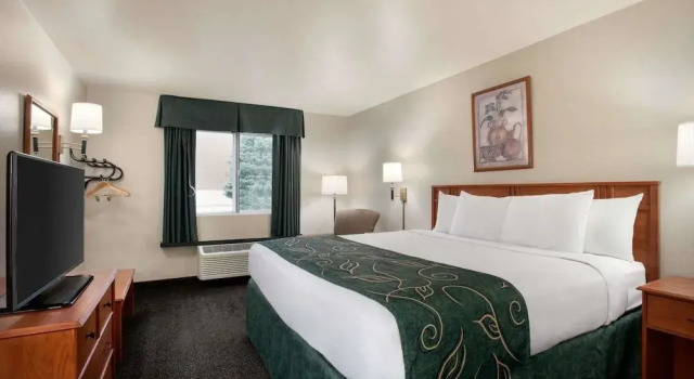 Baymont By Wyndham Clinton Valley West Court, Reserva ahora Hotel Clinton 