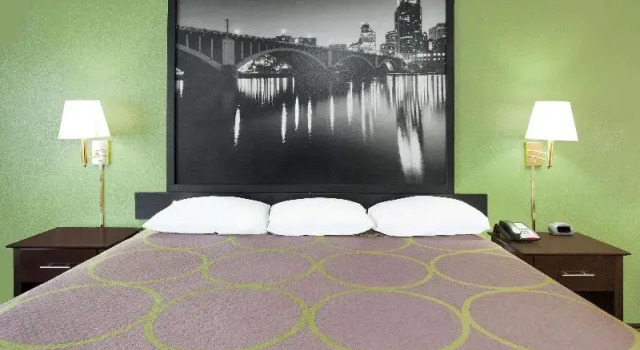 Номер Standard Super 8 by Wyndham Grand Prairie North
