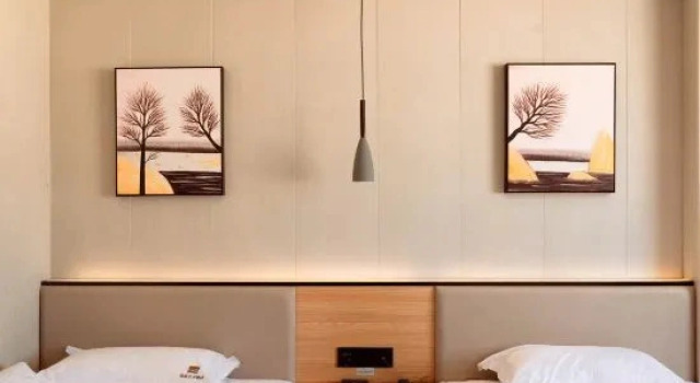 Люкс с 3 комнатами Junyue Prince Hotel