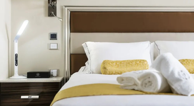 Трёхместный семейный номер Standard Swan River Hotel