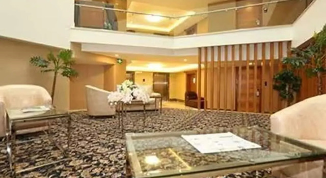 Fabhotel Prime Le Palace