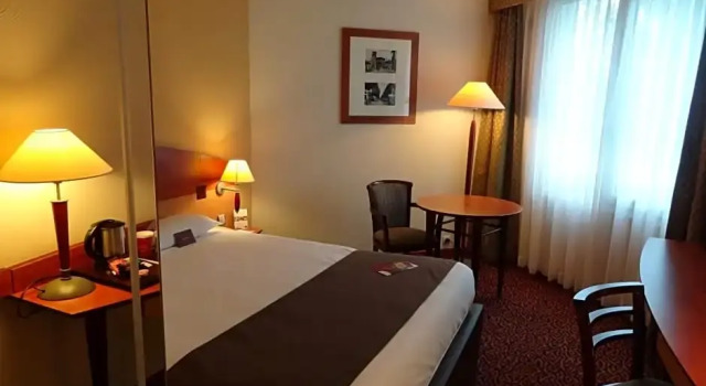 Трёхместный номер Standard Mercure Saint Etienne Parc de LEurope