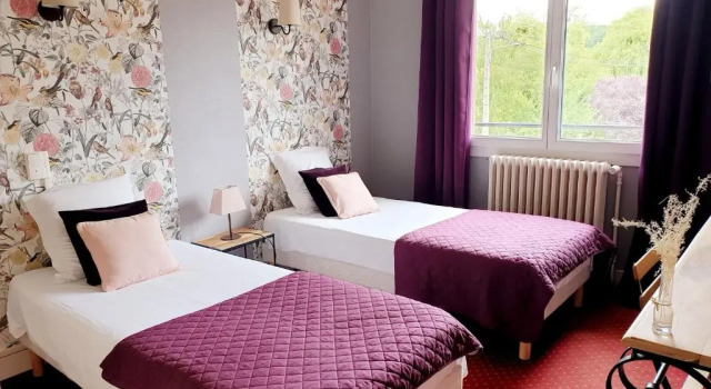 Двухместный номер Standard Logis Hôtel Saint Cyr