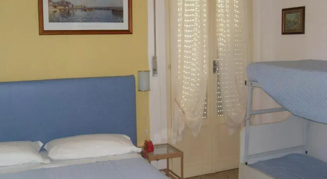 Четырёхместный номер Standard Hotel Antonella