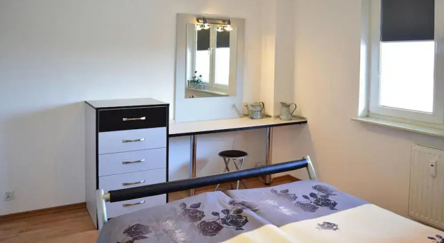 Apartment in Ustka Near Baltic Sea Beach, Varaa Huoneisto Hotellit Pommeri pysäköinnillä, Pysäköinti