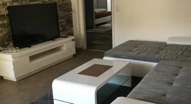 City Apartment, Забронировать Апартаменты/квартира Апартаменты Аугсбург, рядом с Главный железнодорожный вокзал Аугсбурга, Апартаменты/квартира