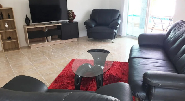 3 bedroom Pool Villa Near Walking St