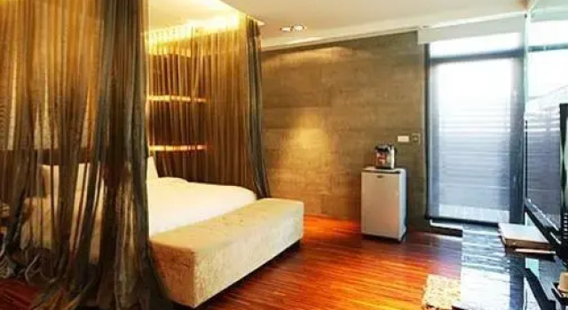 Номер Deluxe Gold Sandy Beach Hotel
